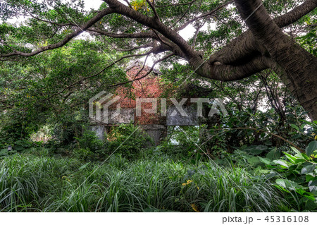 Jinguashi old abandoned building 45316108