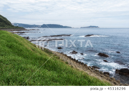 Yehliu coastal scenery 45316296