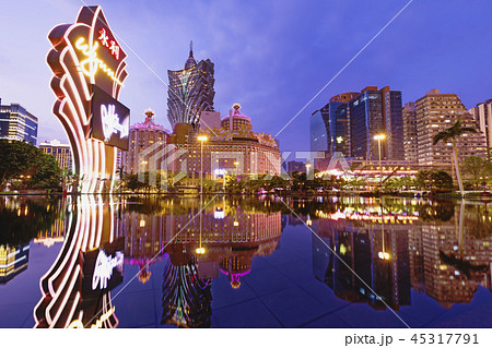 マカオのマジックアワー　夜景 45317791