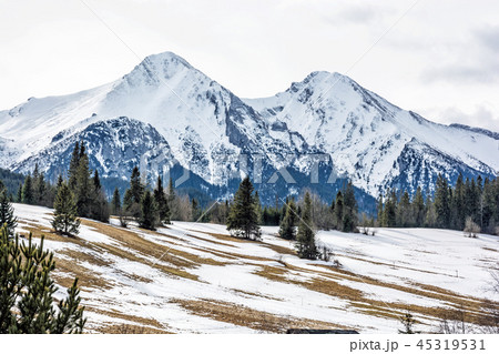 Belianske Tatry mountains in winter, Slovakia Belianske Tatry mountains in winter, Slovakia 45319531