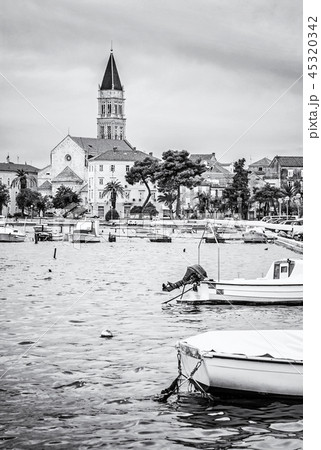 Trogir with Cathedral of St. Lawrence, colorless Trogir with Cathedral of St. Lawrence, colorless 45320342