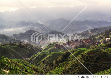 longji rice terrace 45321284