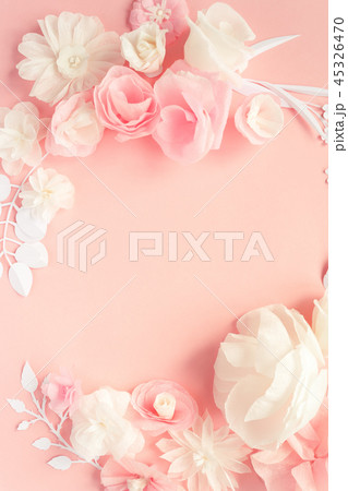 white and pink paper flowers  45326470
