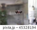 ドローンの玩具 45328194