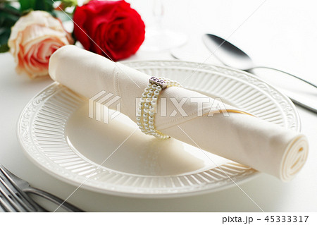 テーブルセッティング(イメージ) 45333317