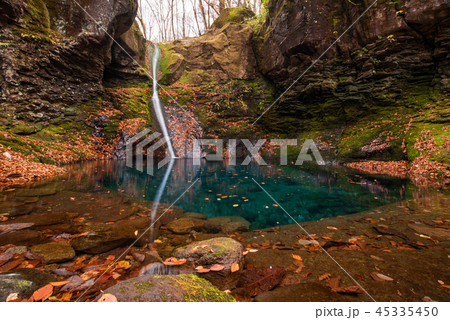 おしらじの滝　秋 45335450