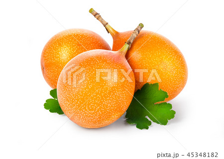 yellow Grenadilla oval fruit 45348182