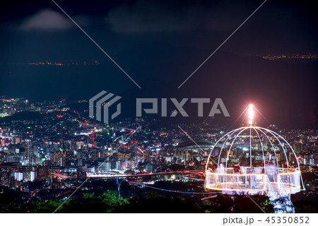 皿倉山展望台から眺める新日本3大夜景【福岡県北九州市】 皿倉山展望台から眺める新日本3大夜景【福岡県北九州市】 45350852