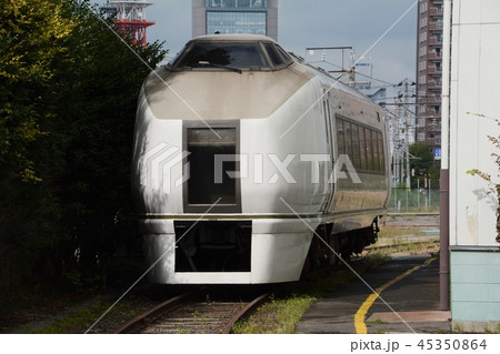 廃車を待つ651系 廃車を待つ651系 45350864