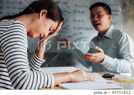 High school or college student group catching up workbook and le High school or college student group catching up workbook and le 45355852