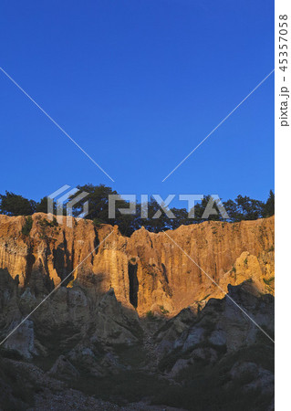 【徳島県】阿波の土柱(世界三大奇勝)コピースペース 【徳島県】阿波の土柱(世界三大奇勝)コピースペース 45357058