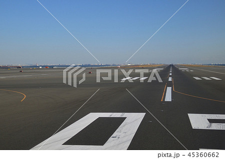 羽田空港滑走路 45360662