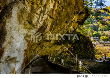 黒部峡谷の欅平の人喰岩 黒部峡谷の欅平の人喰岩 45360760
