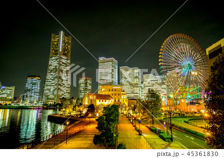 運河パークから見える代表的な横浜夜景 運河パークから見える代表的な横浜夜景 45361830