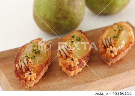 洋梨のタルト 洋梨のタルト 45366116