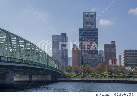 相生橋と都市風景 45366204