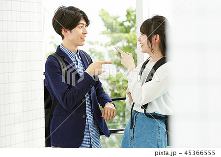 大学生　キャンパスライフ 45366555