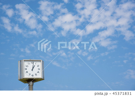 空と時計 空と時計 45371831