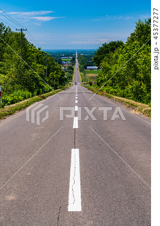 《北海道》天に続く道・ドライブイメージ 45377277