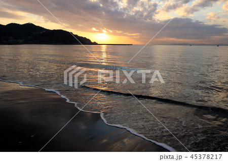 上総湊海岸の夕暮れ(富津市） 45378217