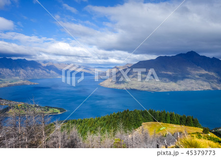 Lake Wakatipu and Queenstown, New Zealand 45379773