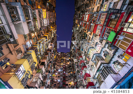 香港　モンスターマンション　夜景 45384853