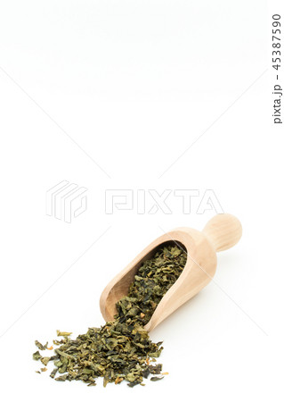 モリンガ: Moringa dry leaves 45387590