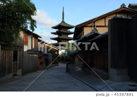 京都　清水周辺　八坂の塔 45397891