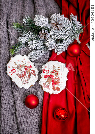 Cookie with deers and numbers 2019 45404581