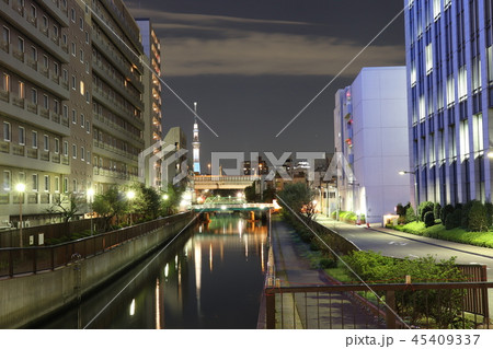 夜の東京スカイツリー 45409337