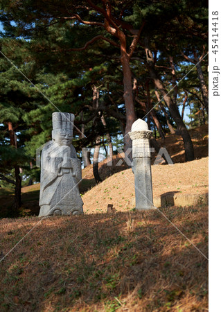 ムンインソク 石像 石 45414418