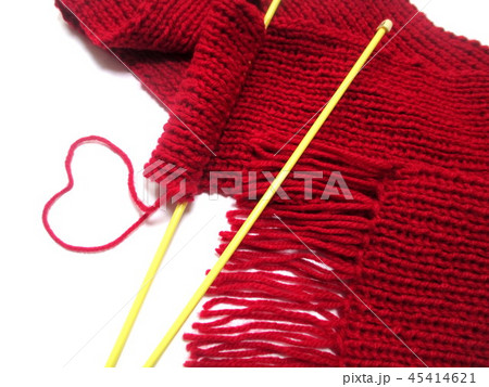 心を込めて手づくり　手編みのマフラー 45414621