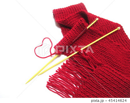 心を込めて手づくり　手編みのマフラー 45414624