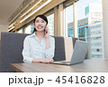 オフィス：女性 45416828
