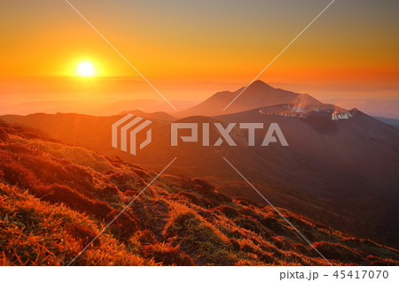 霧島の日の出 45417070
