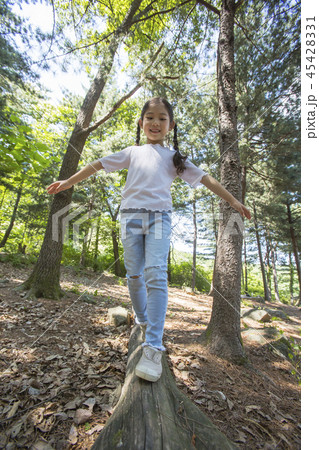 Cute little boy and girl harvesting together. Gardening, planting concept photo 169 Cute little boy and girl harvesting together. Gardening, planting concept photo 169 45428331