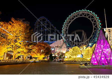 東京ドームシティの夜景 エディトリアル向け 18年11月2日撮影 の写真素材