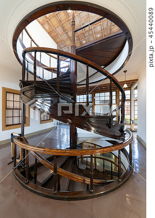 小坂鉱山事務所　螺旋階段 45440089