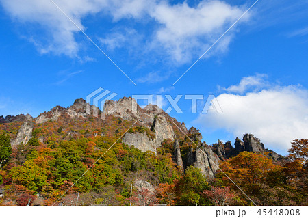 紅葉の妙義山 45448008