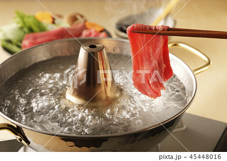 牛肉のしゃぶしゃぶ 45448016