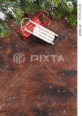 Christmas backdrop with fir tree branch Christmas backdrop with fir tree branch 45451016