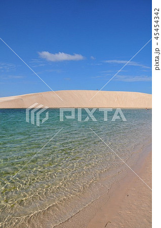 ブラジル レンソイス 白い砂漠 青い湖 ブラジル レンソイス 白い砂漠 青い湖 45454342