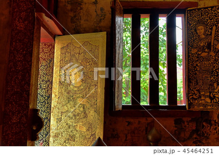 Outside light, come inside the Buddhist church. 45464251
