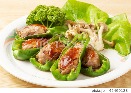 ピーマンの肉詰め 45469128