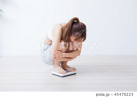女性 太る 女性 太る 45470225