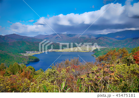 余呉湖湖畔/賤ヶ岳山頂 余呉湖湖畔/賤ヶ岳山頂 45475181