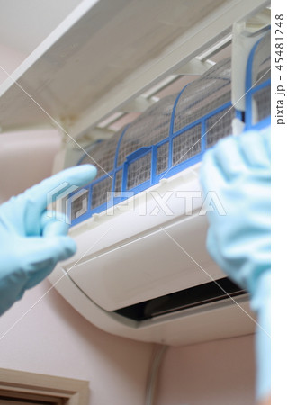 エアコン清掃 (清掃 主夫 家事代行業 顔なし ボディパーツ 暖房 冷房 クーラー 電化製品 住宅) 45481248