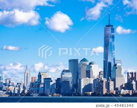 ニューヨーク　マンハッタンの摩天楼 45481343