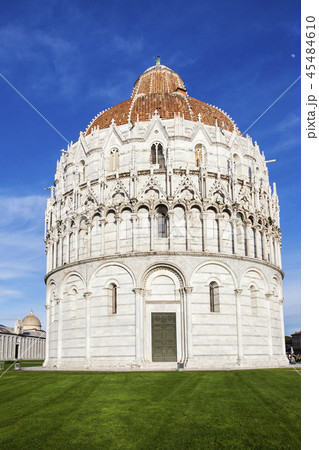 Baptistery in Pisa 45484610