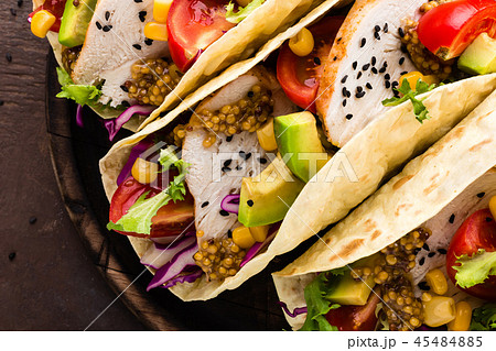 Mexican tacos with chicken meat 45484885